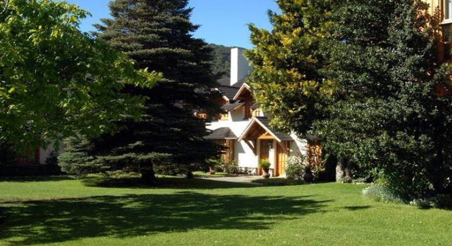 LE VILLAGE